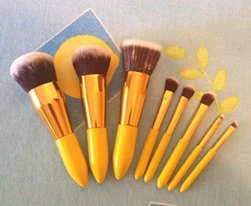 Brush Mini color yellow